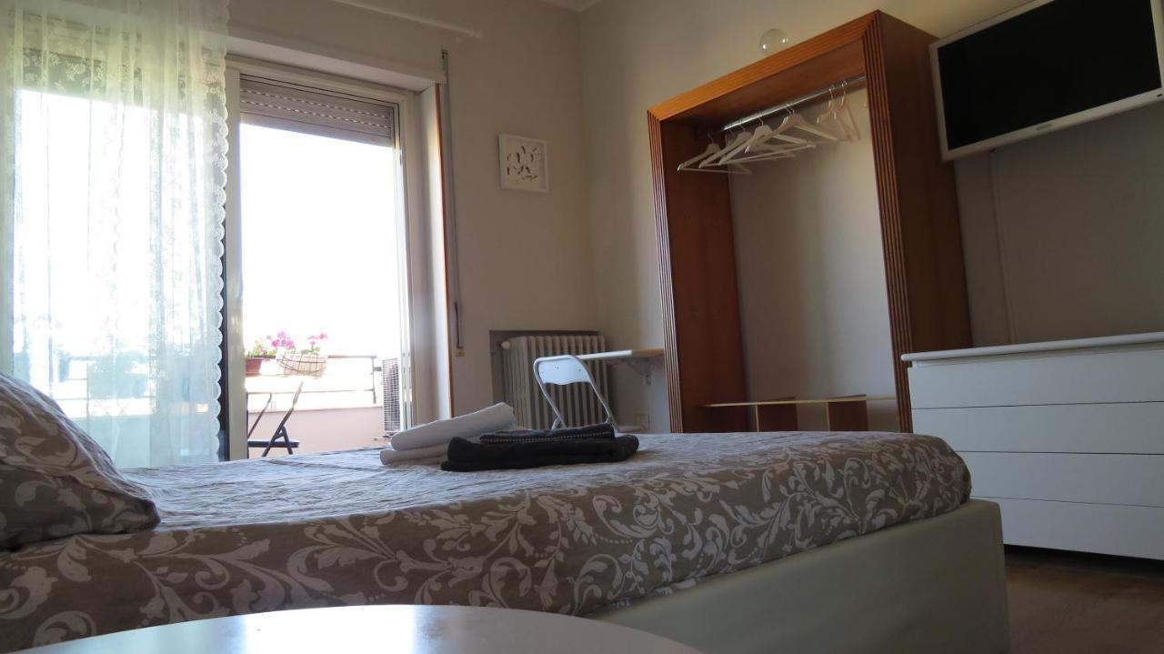 Luna Rossa Rooms Cagliari Exterior foto